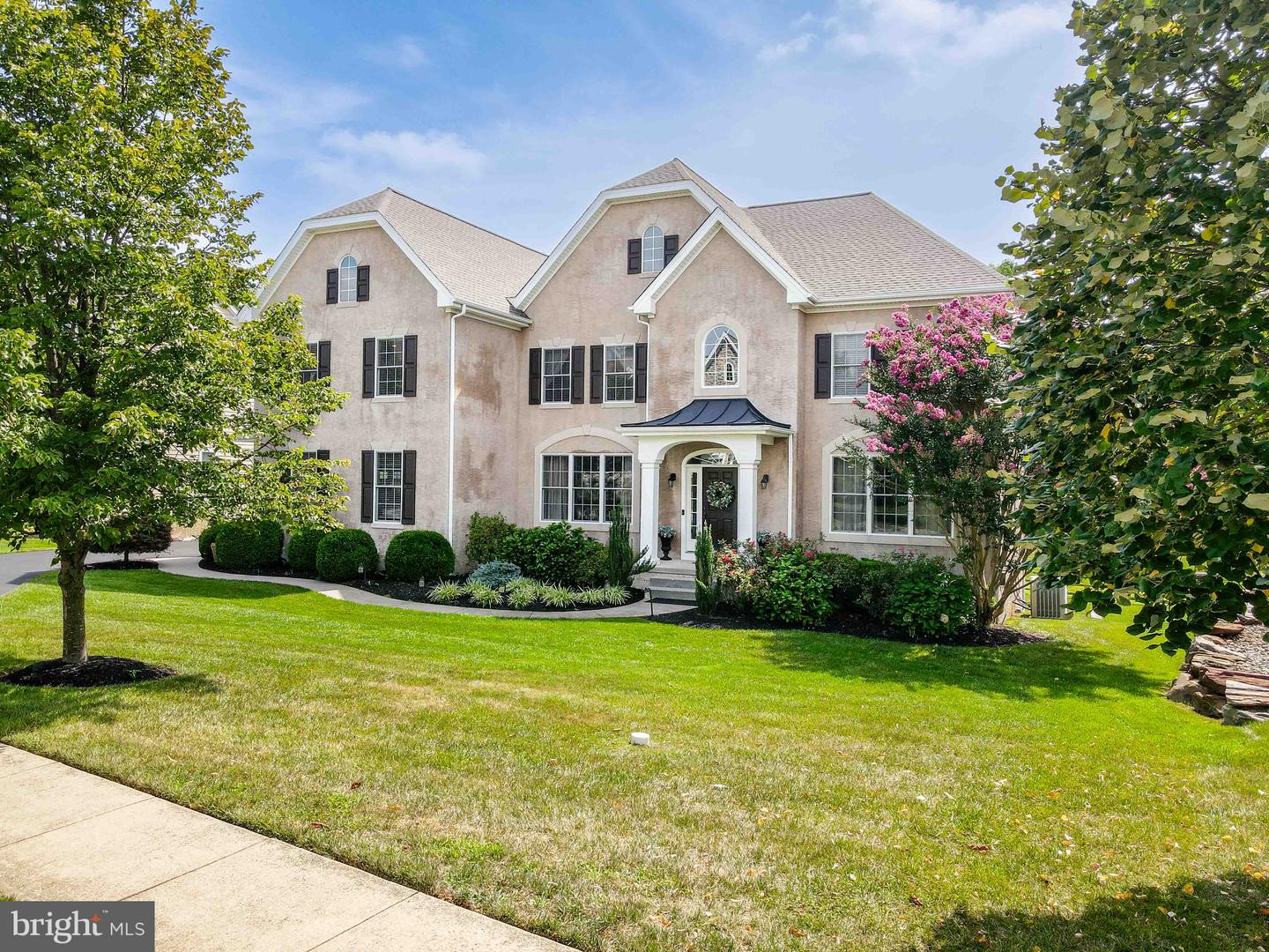 128 Harrogate Dr