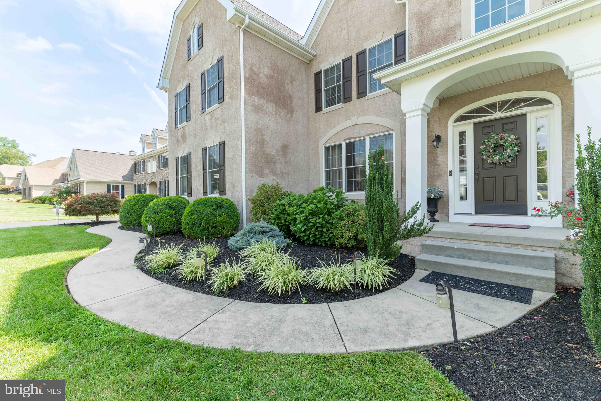 128 Harrogate Dr