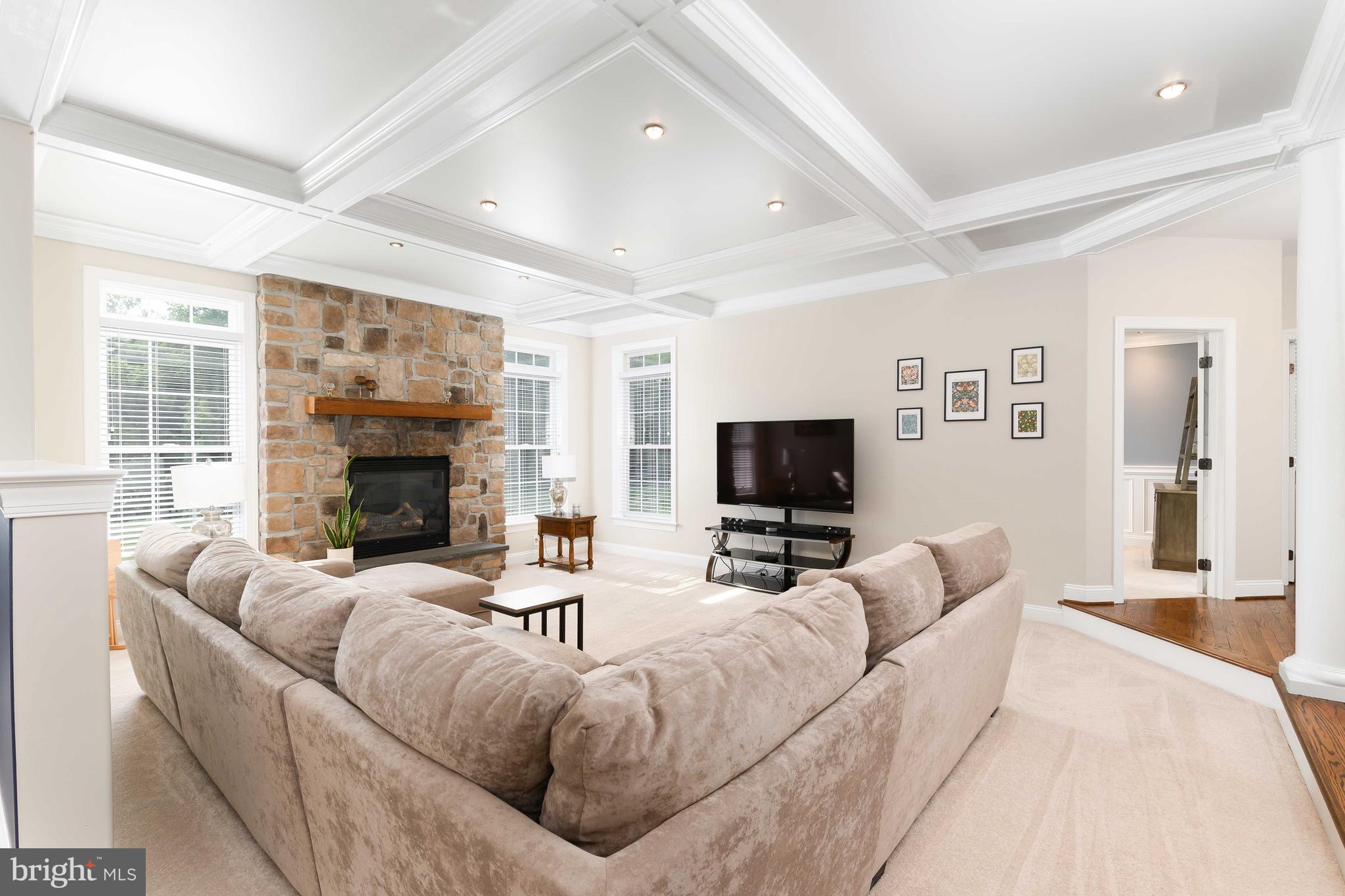 128 Harrogate Dr