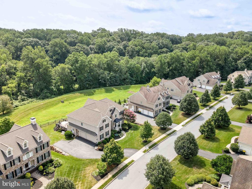 128 Harrogate Dr