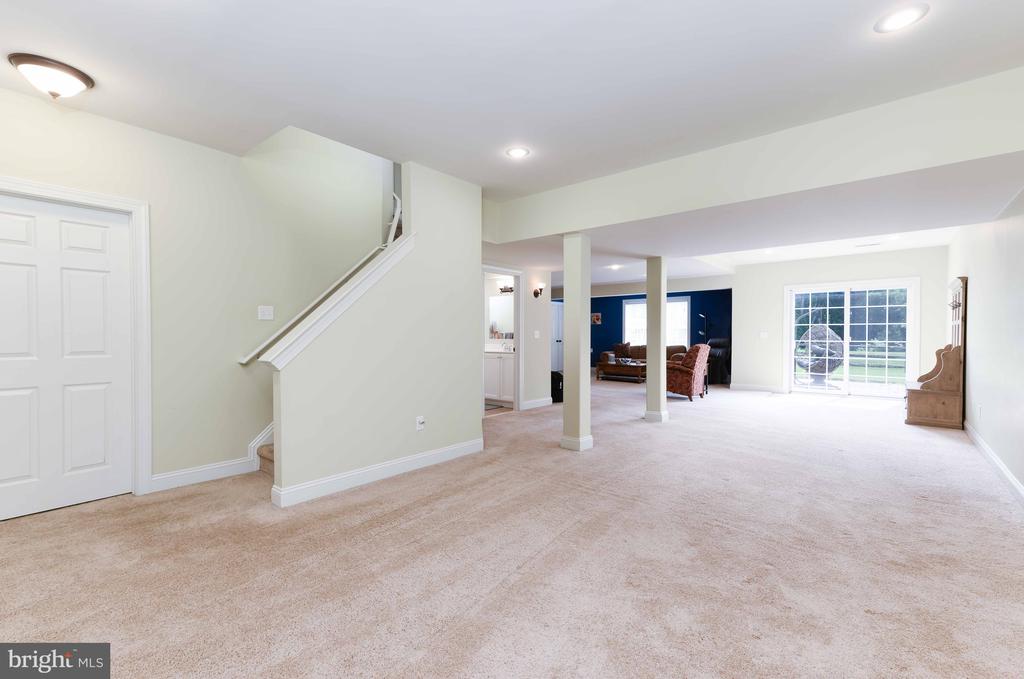 128 Harrogate Dr