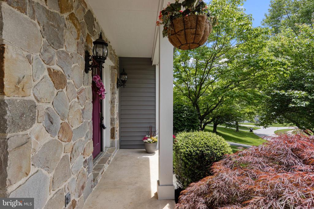 127 Davenport Rd