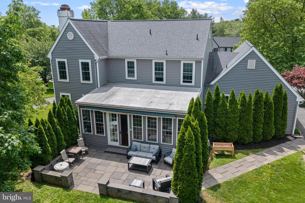 127 Davenport Rd