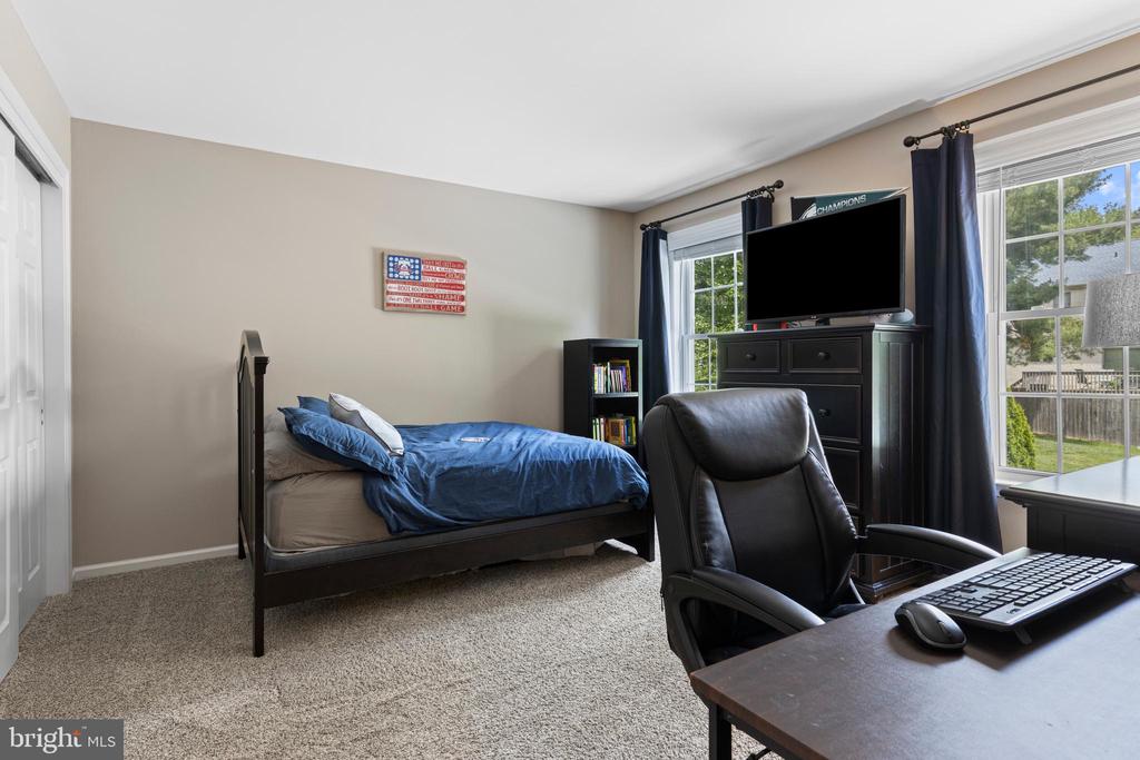 127 Davenport Rd