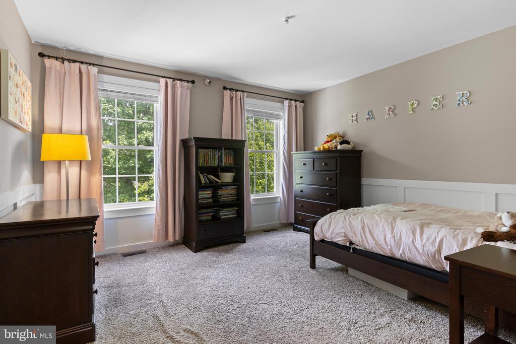 127 Davenport Rd