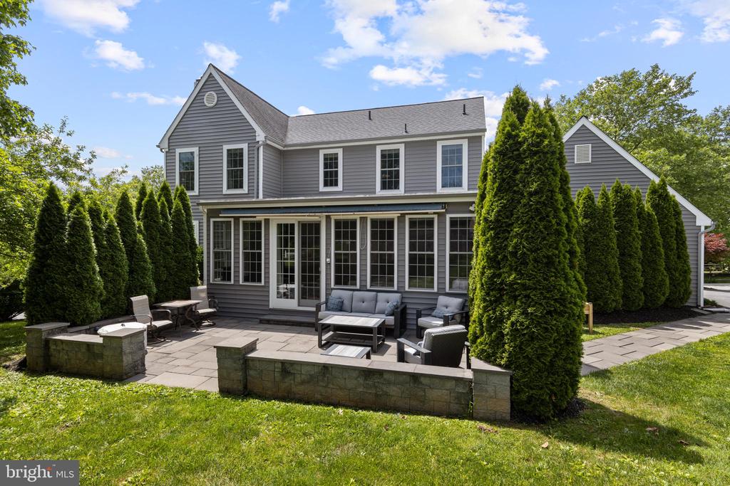 127 Davenport Rd