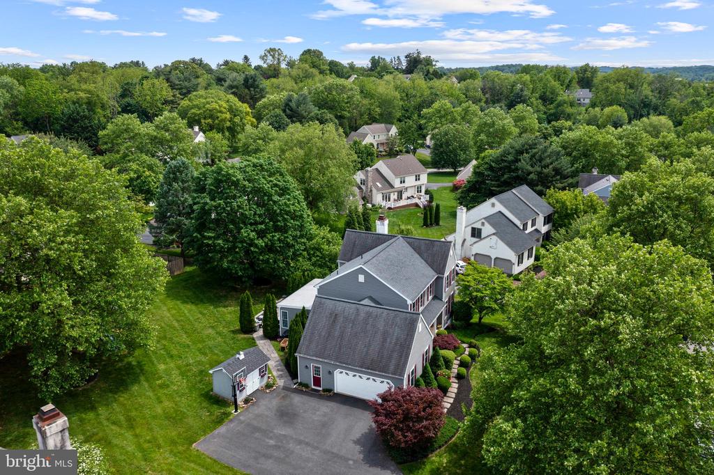 127 Davenport Rd
