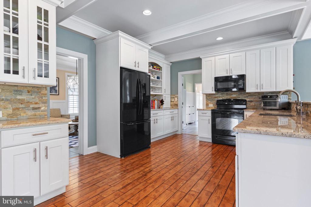 127 Davenport Rd