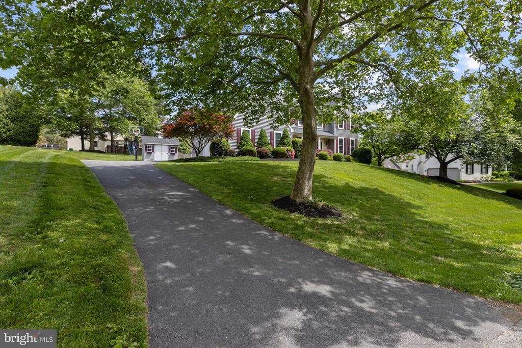 127 Davenport Rd