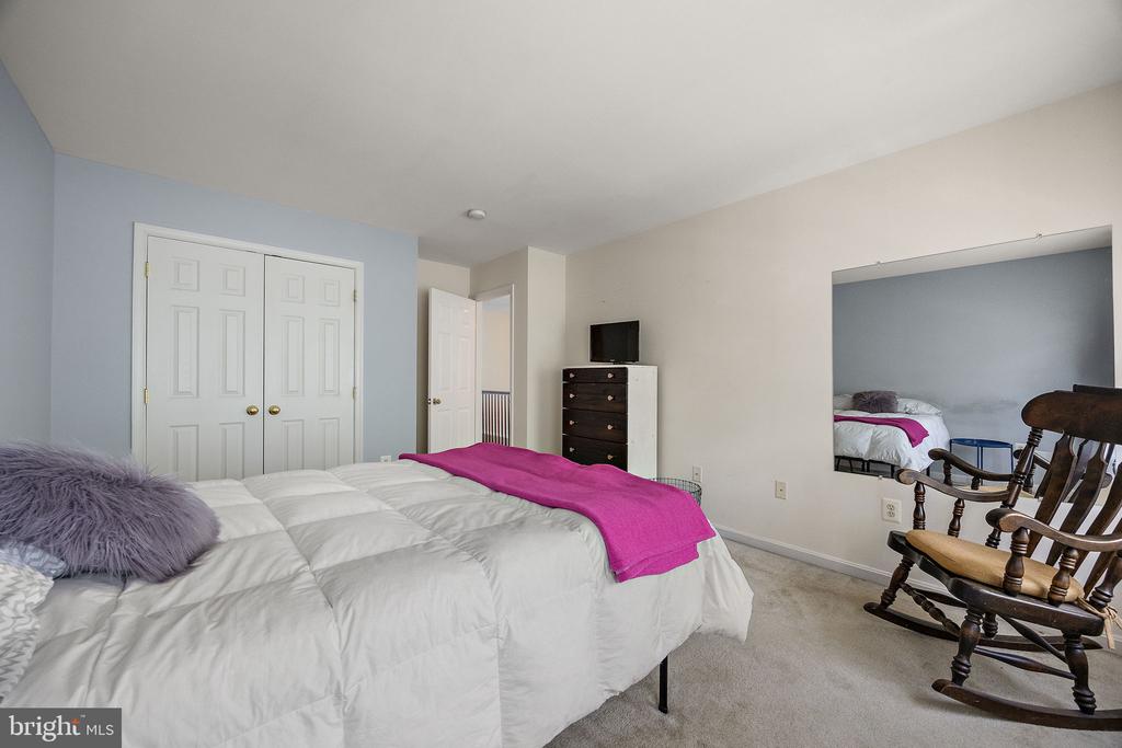 184 Penns Manor Dr