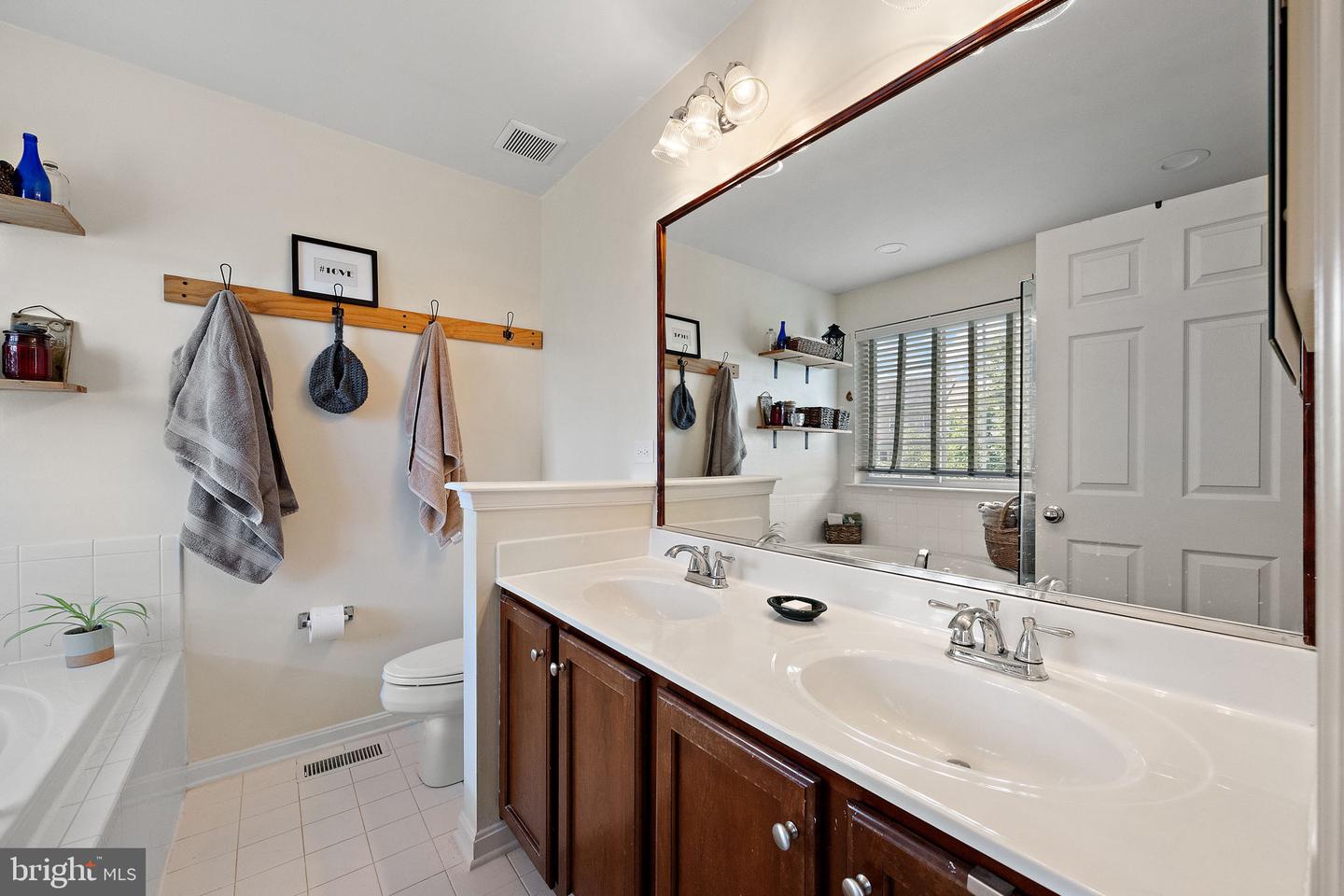 184 Penns Manor Dr