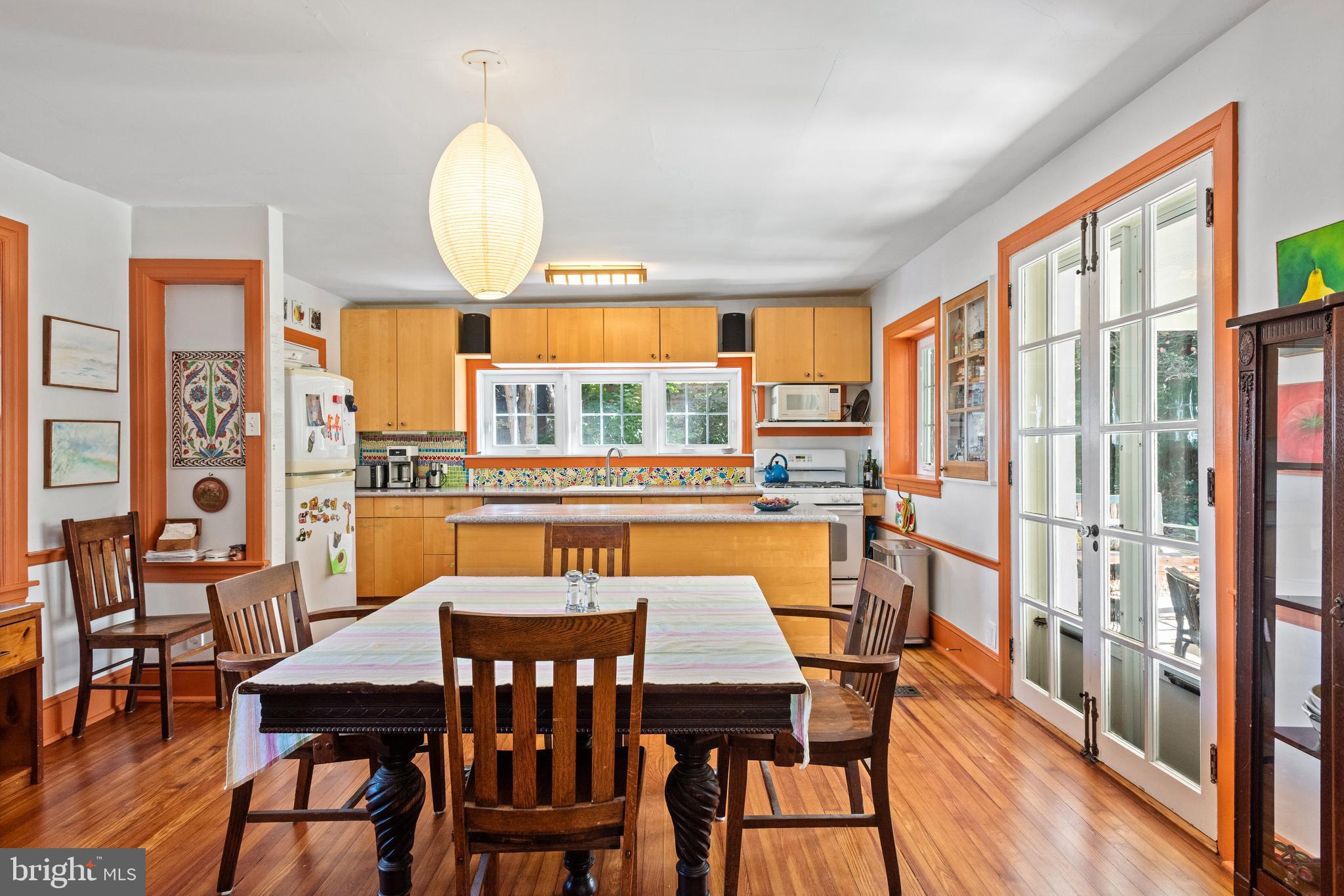 417 S Edgmont