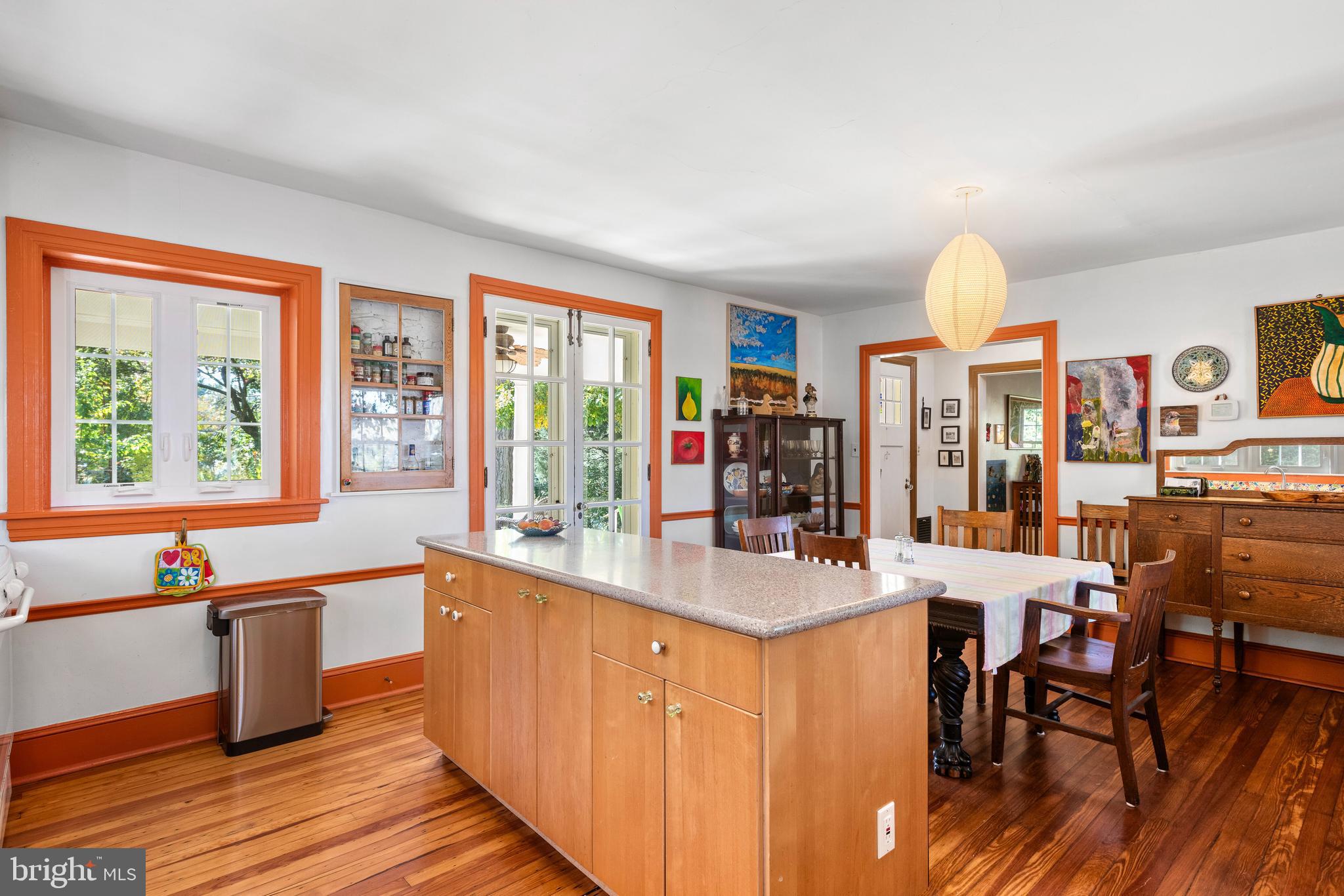 417 S Edgmont