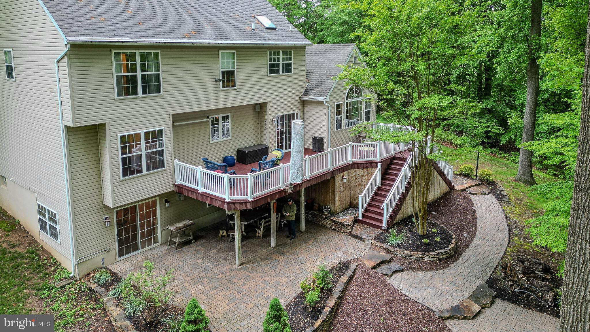 245 Kirk Rd