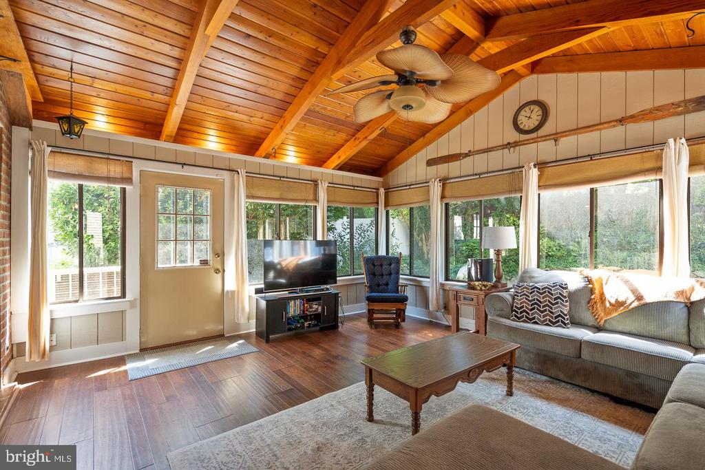 5220 Reservation Rd