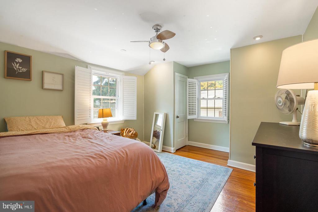 5220 Reservation Rd