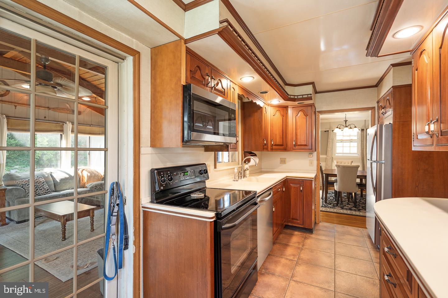 5220 Reservation Rd