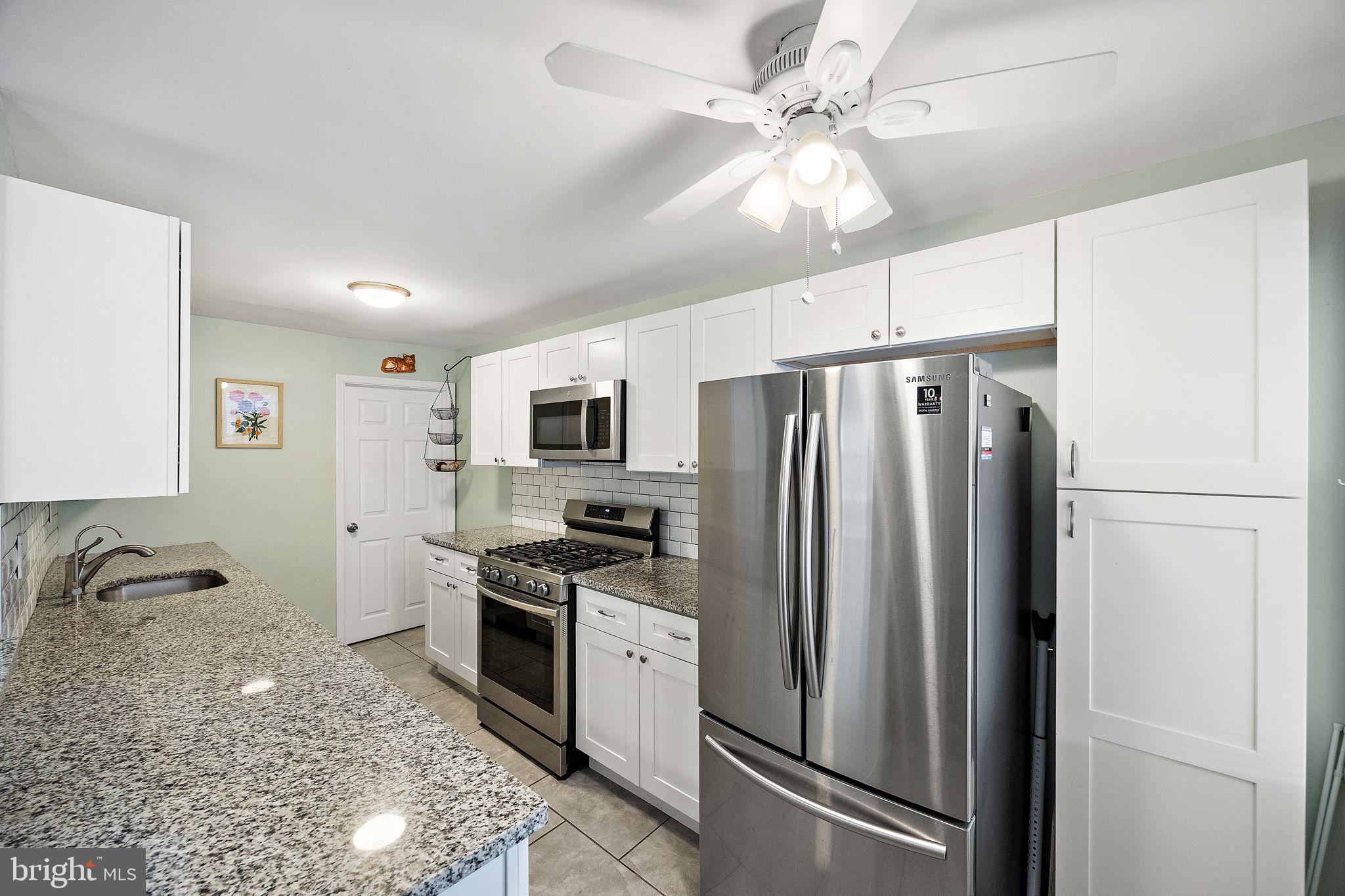 21 Collier Cir
