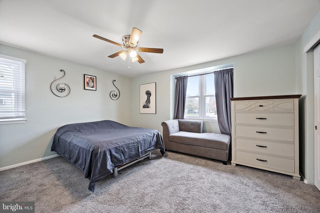 21 Collier Cir