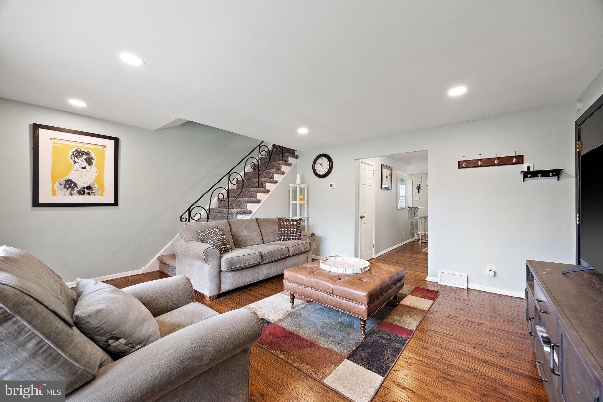 21 Collier Cir