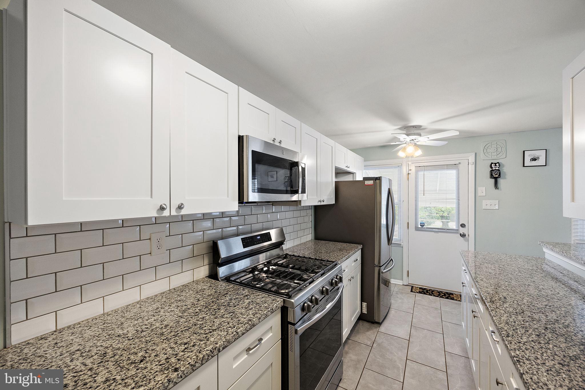 21 Collier Cir