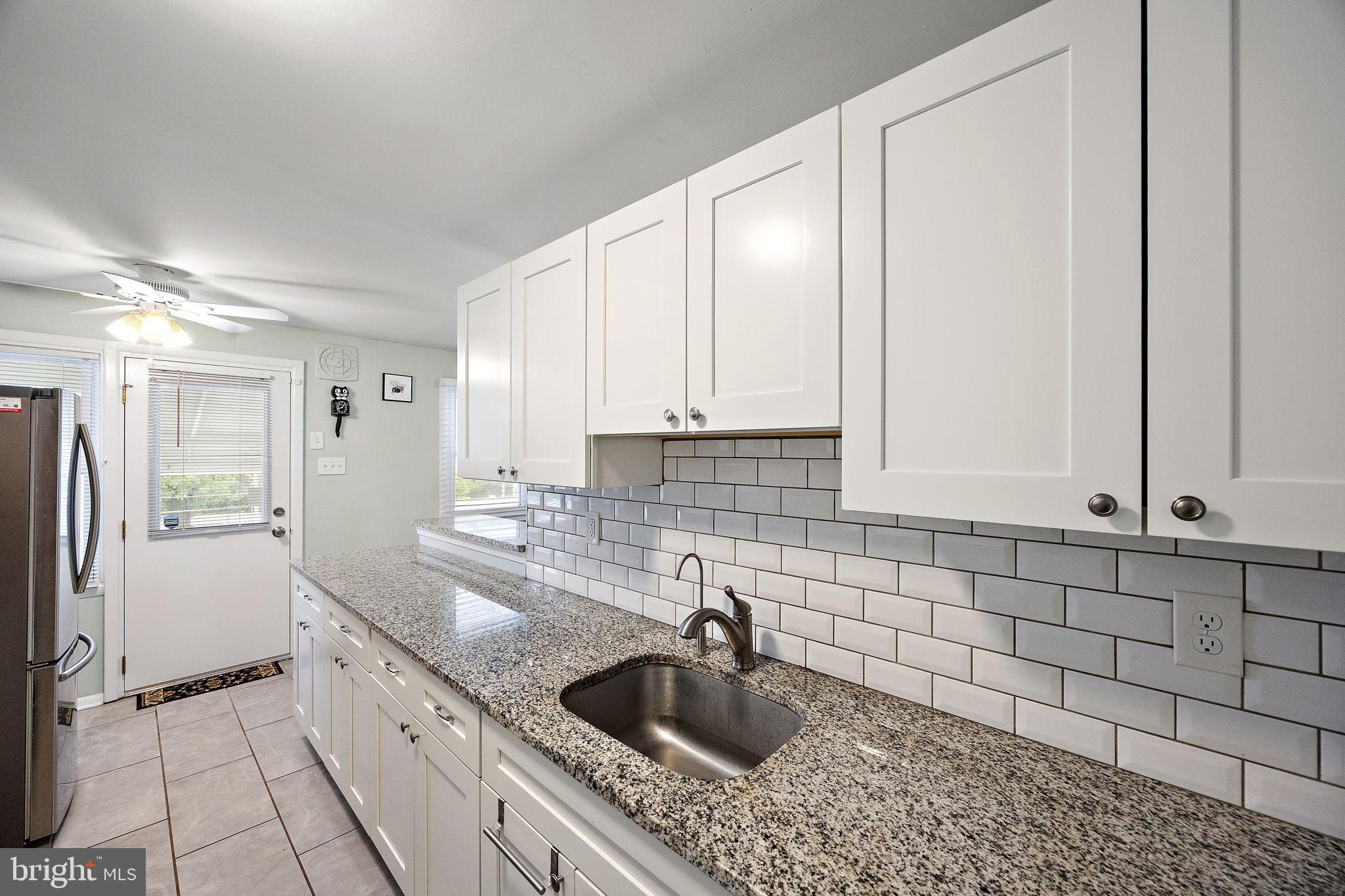 21 Collier Cir