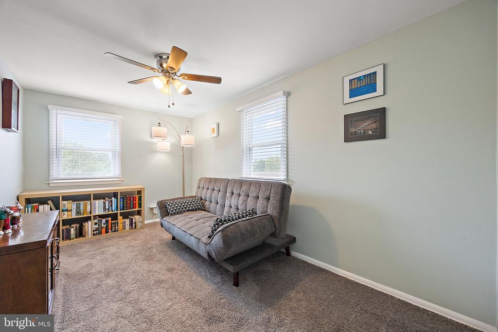 21 Collier Cir