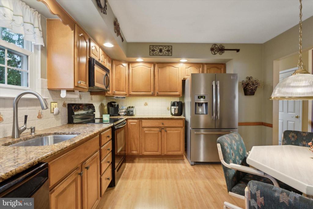 512 Schick Rd