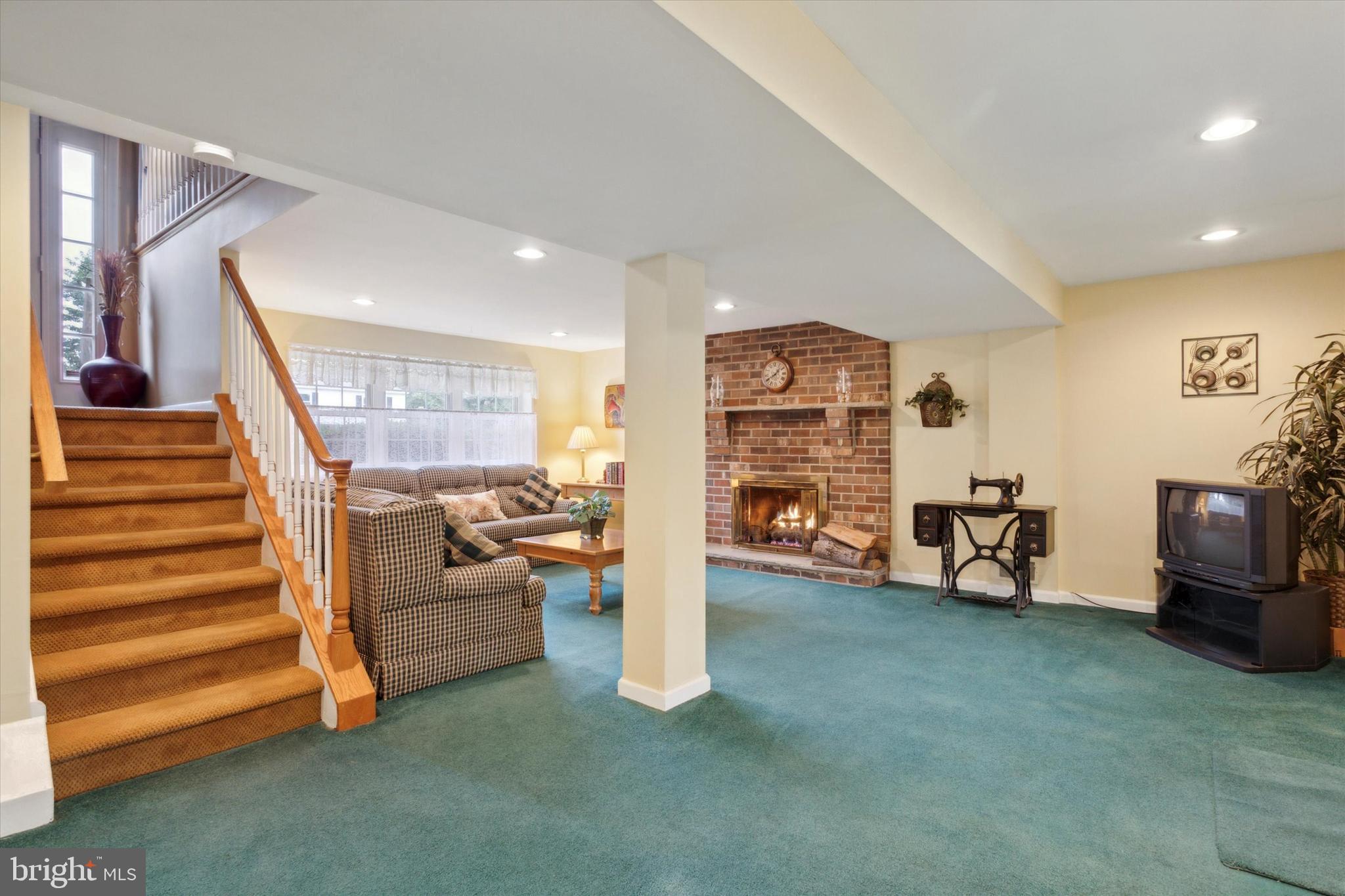 512 Schick Rd