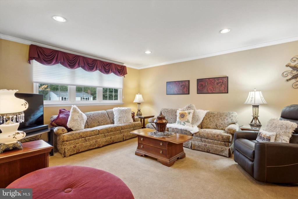 512 Schick Rd