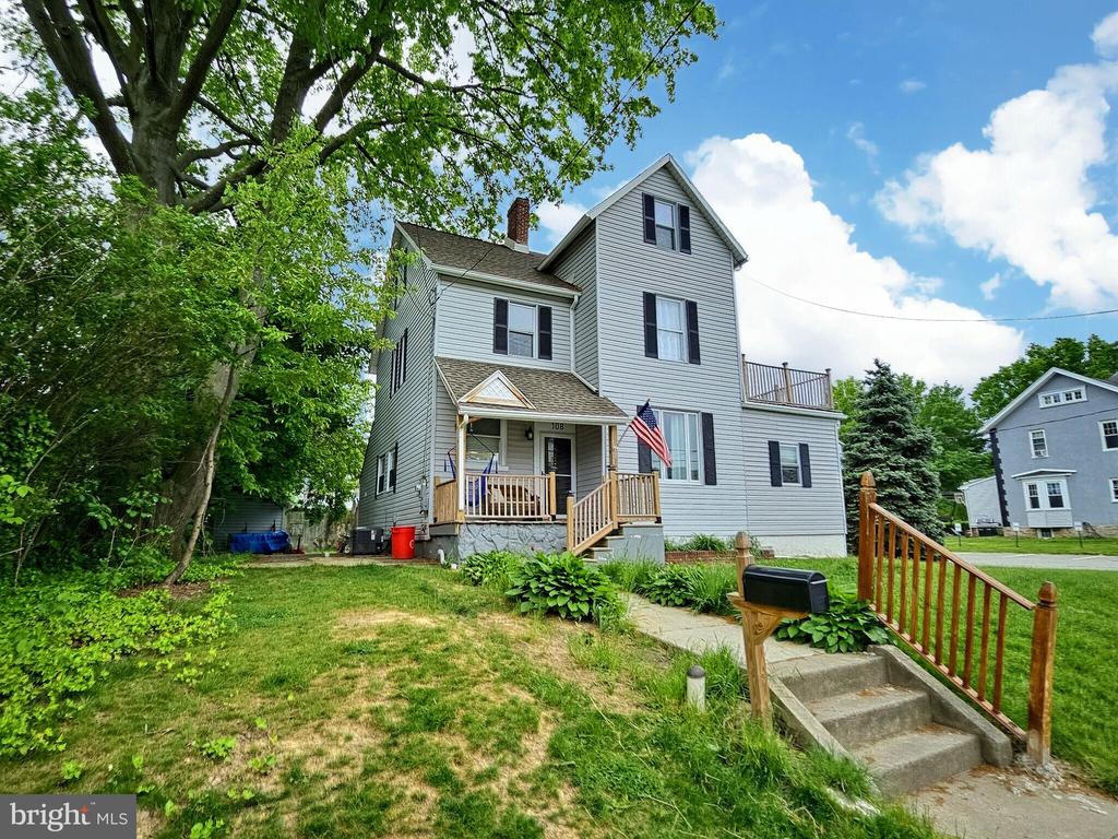 108 Penn St