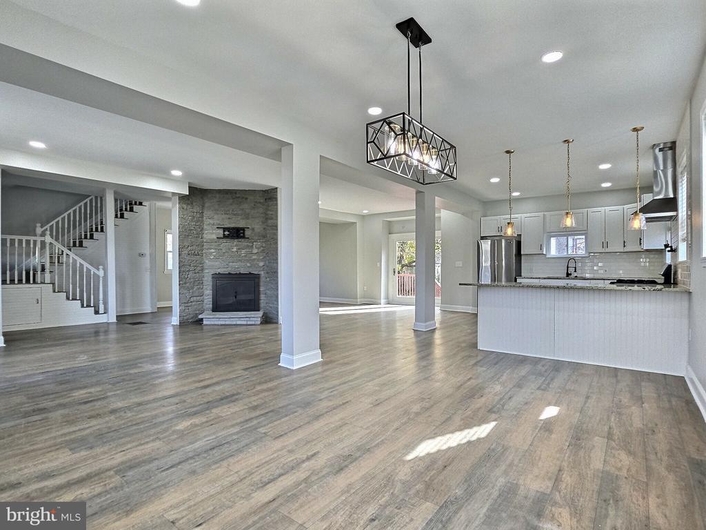 108 Penn St