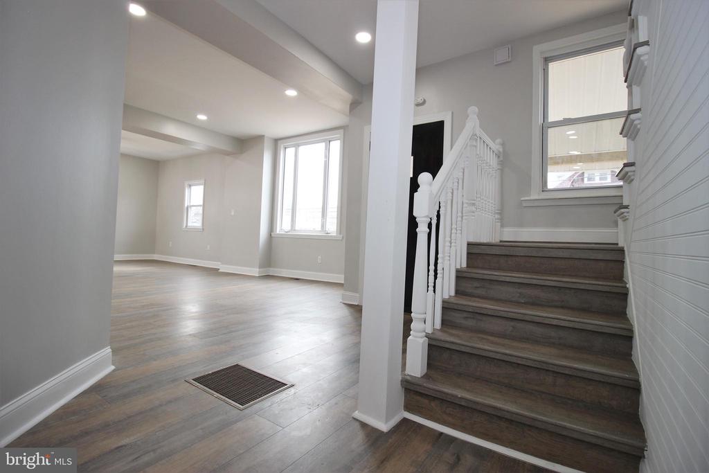 108 Penn St