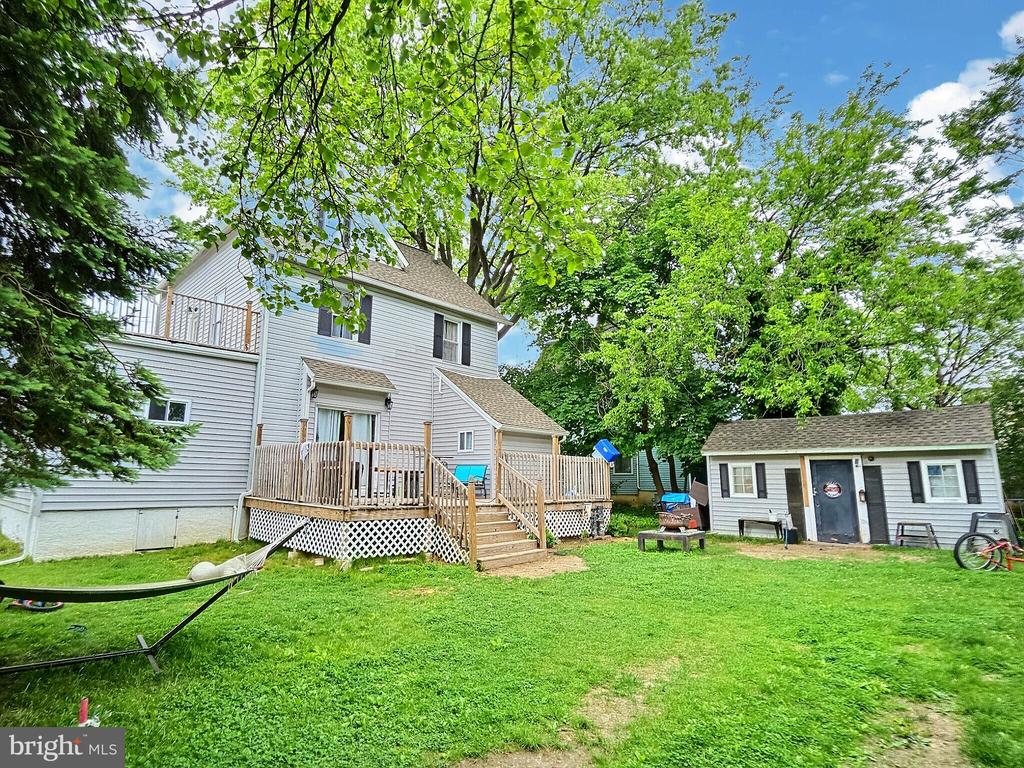 108 Penn St