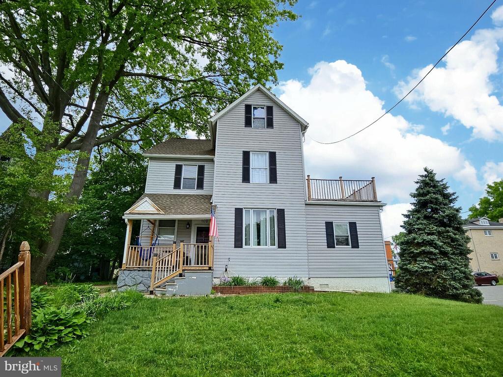 108 Penn St