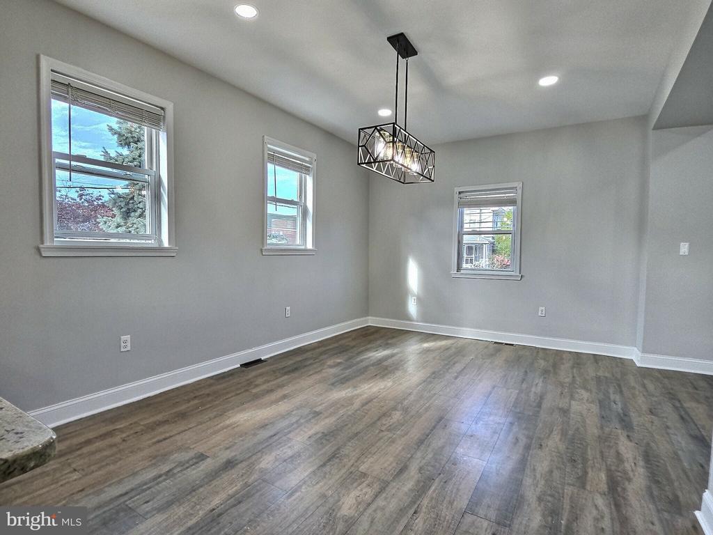 108 Penn St