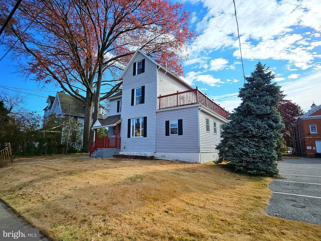 108 Penn St