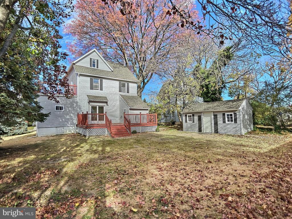 108 Penn St