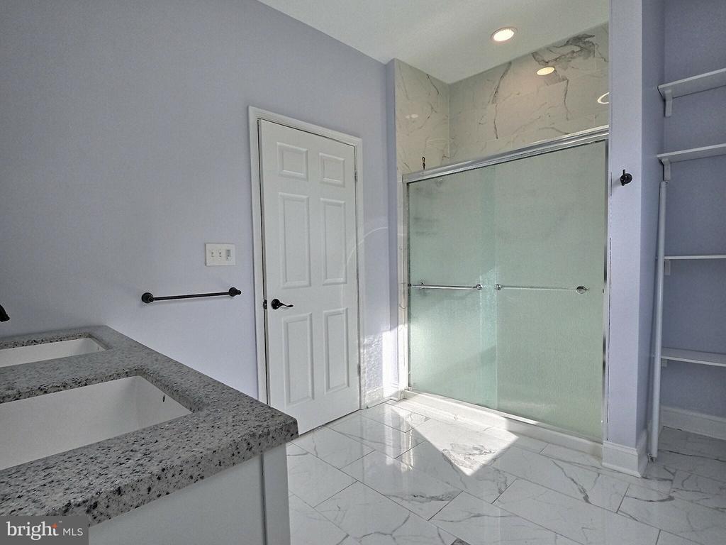 108 Penn St