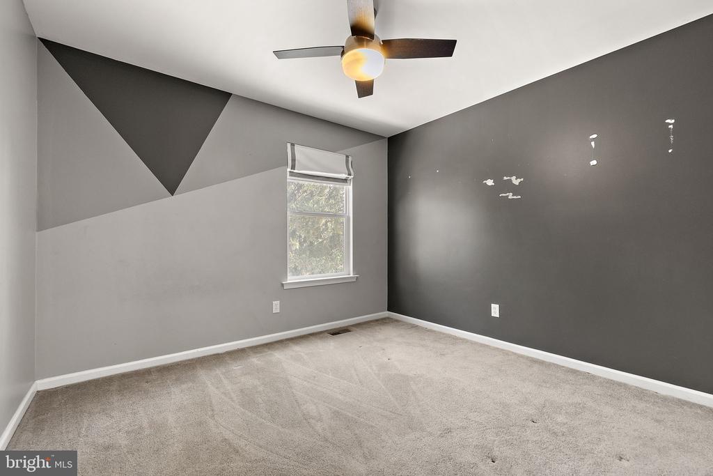 1402 Deer Meadow Ln