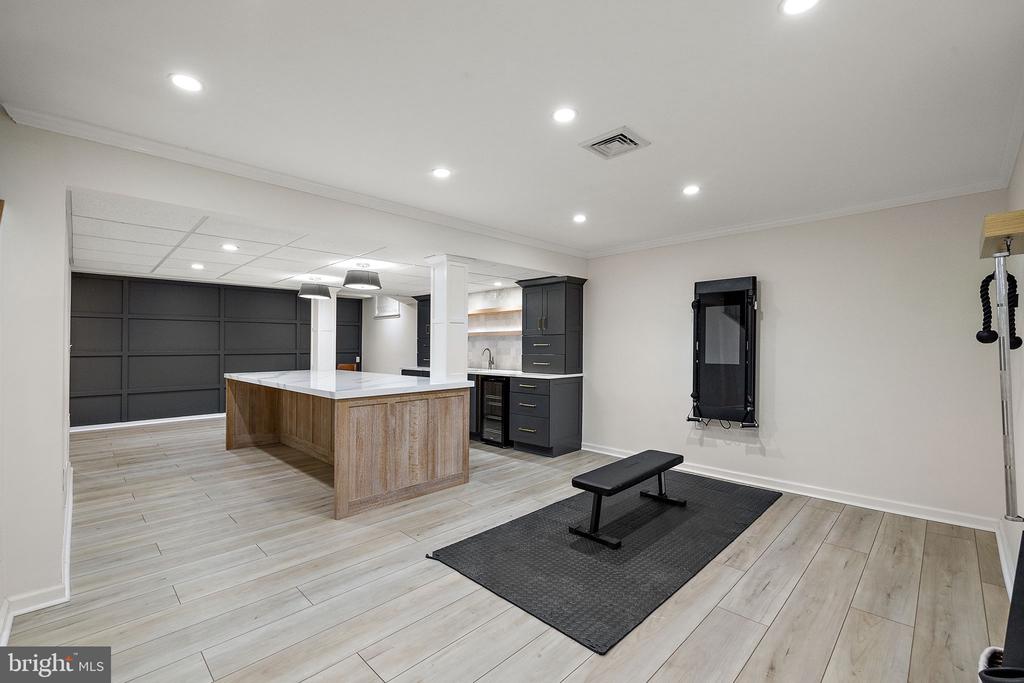 1402 Deer Meadow Ln