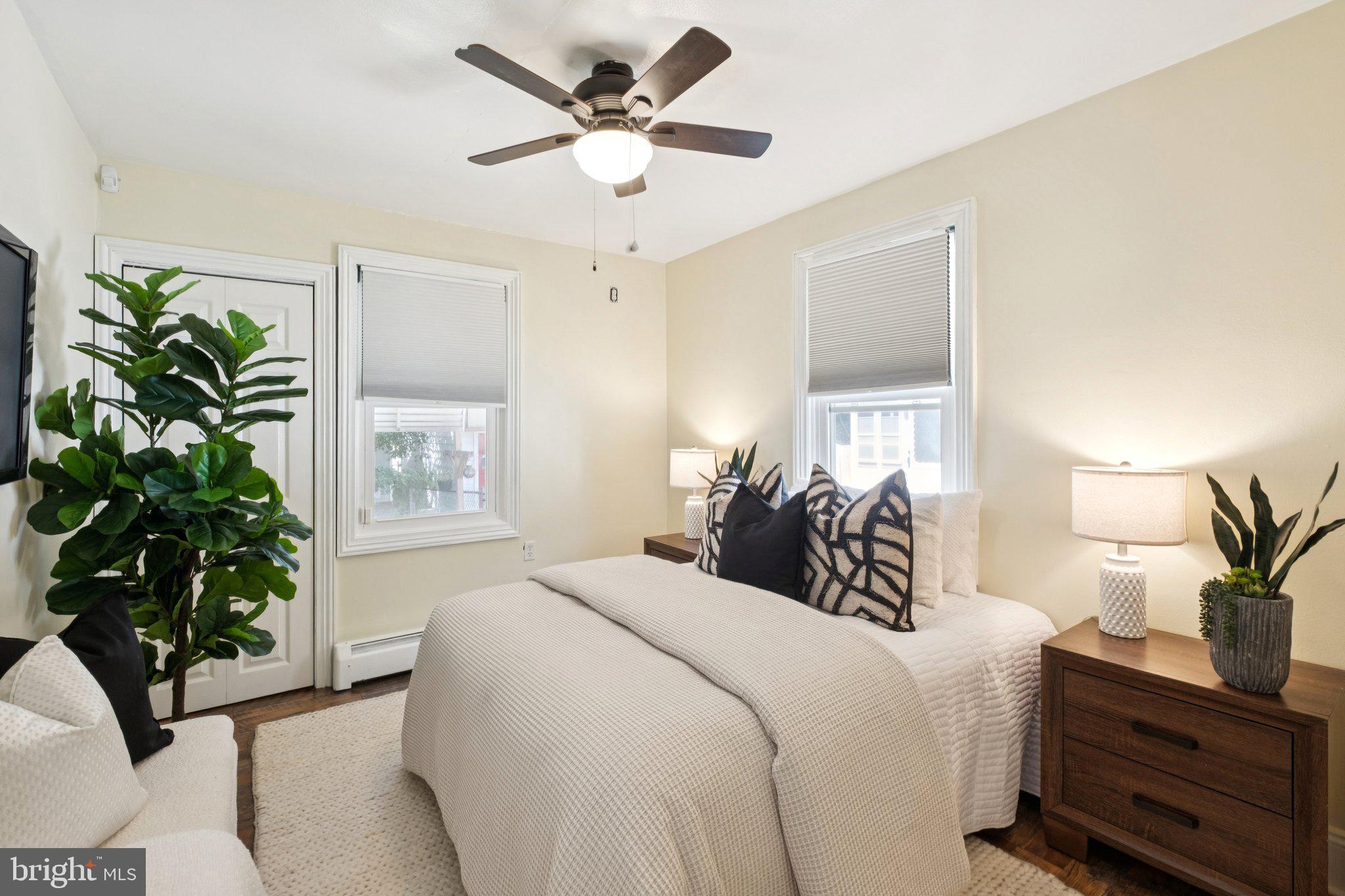 20 W FORRESTVIEW ROAD