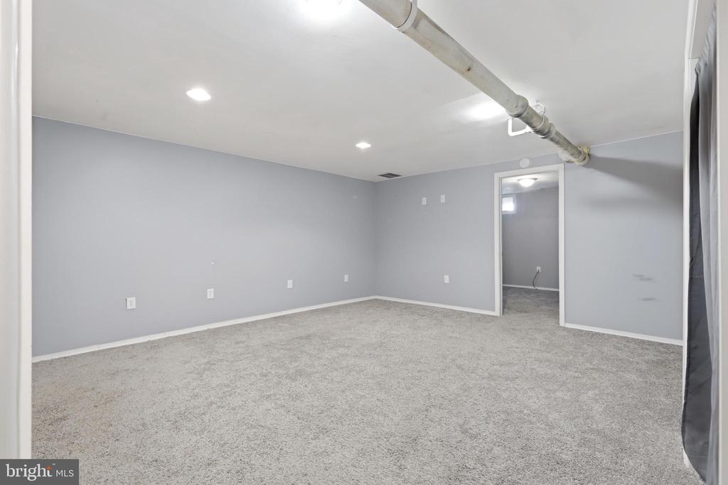 11 VICTORIA DRIVE
