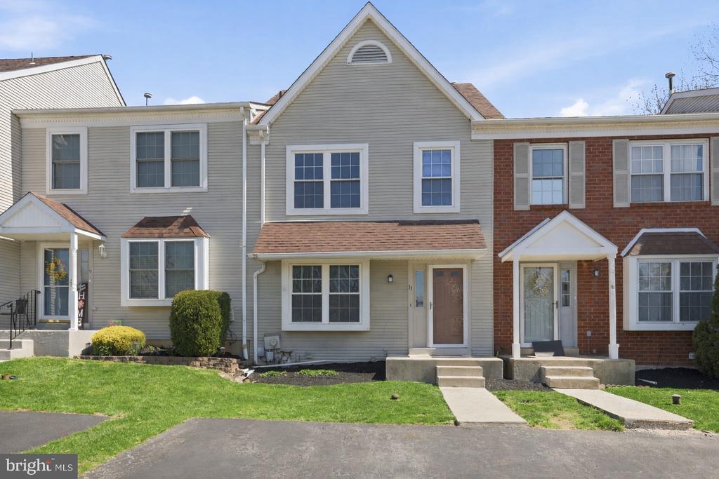 11 VICTORIA DRIVE