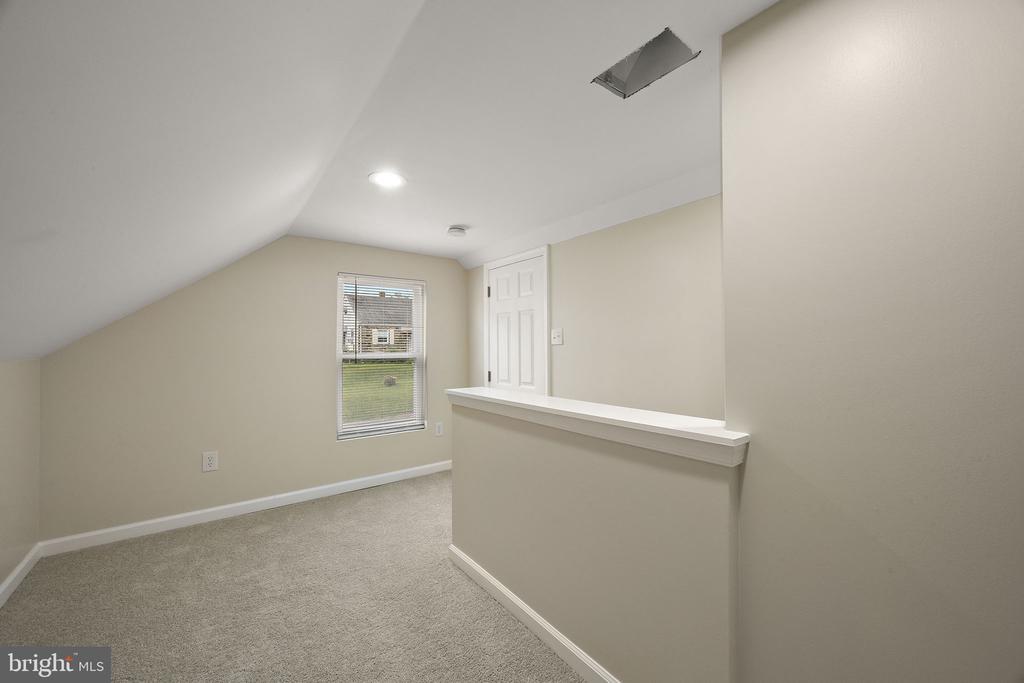 53 SEWARD LANE