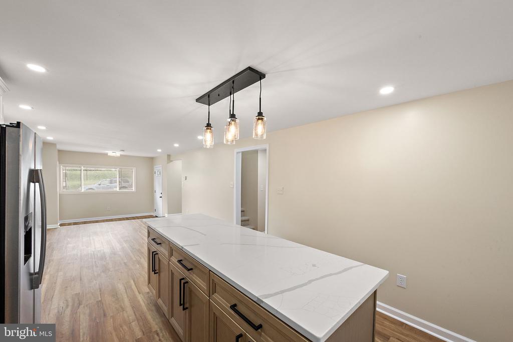 53 SEWARD LANE