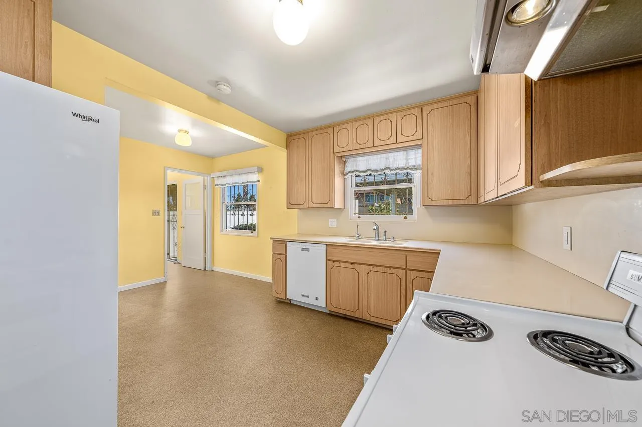 775 Garrett Ave
