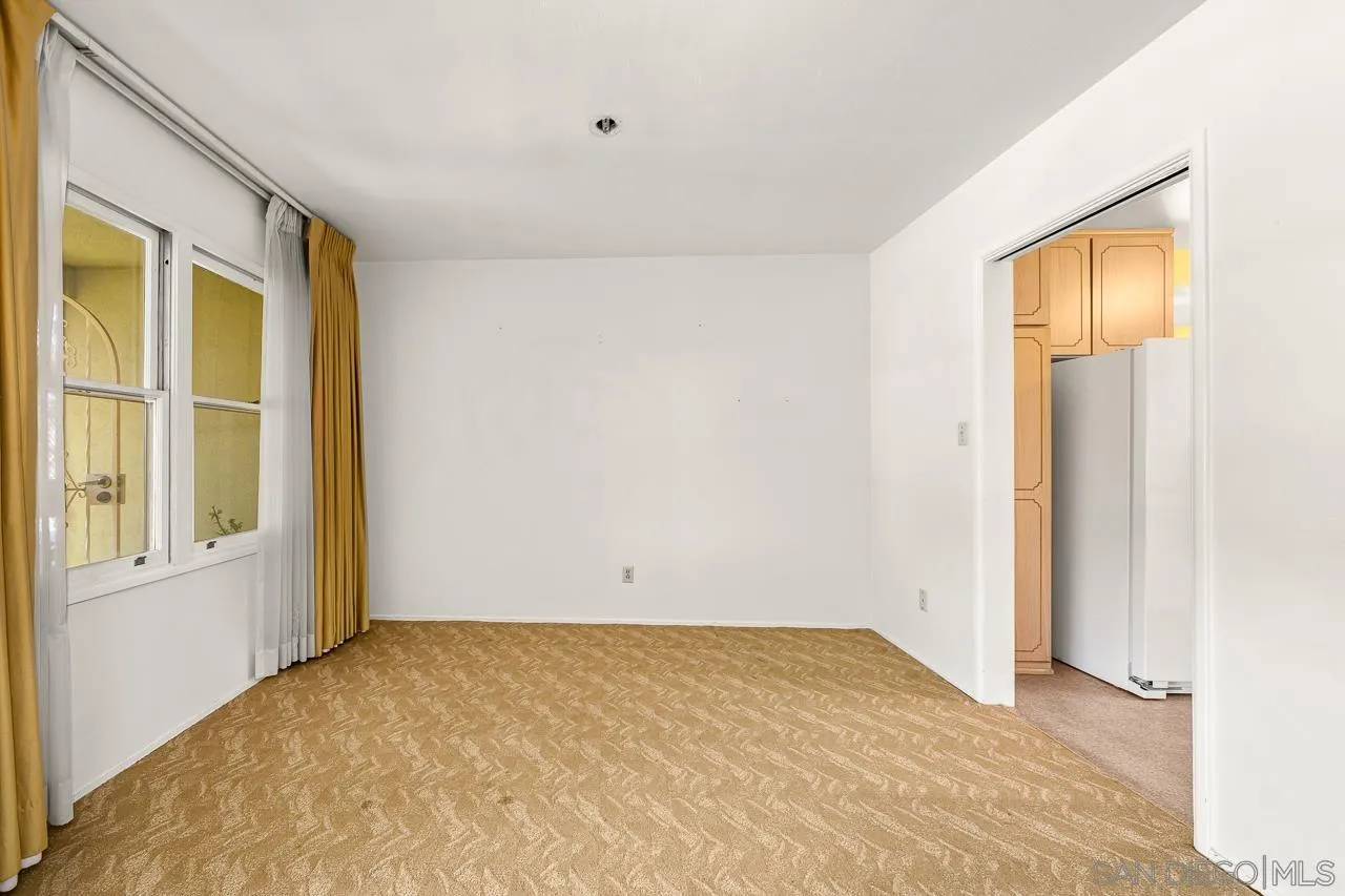 775 Garrett Ave