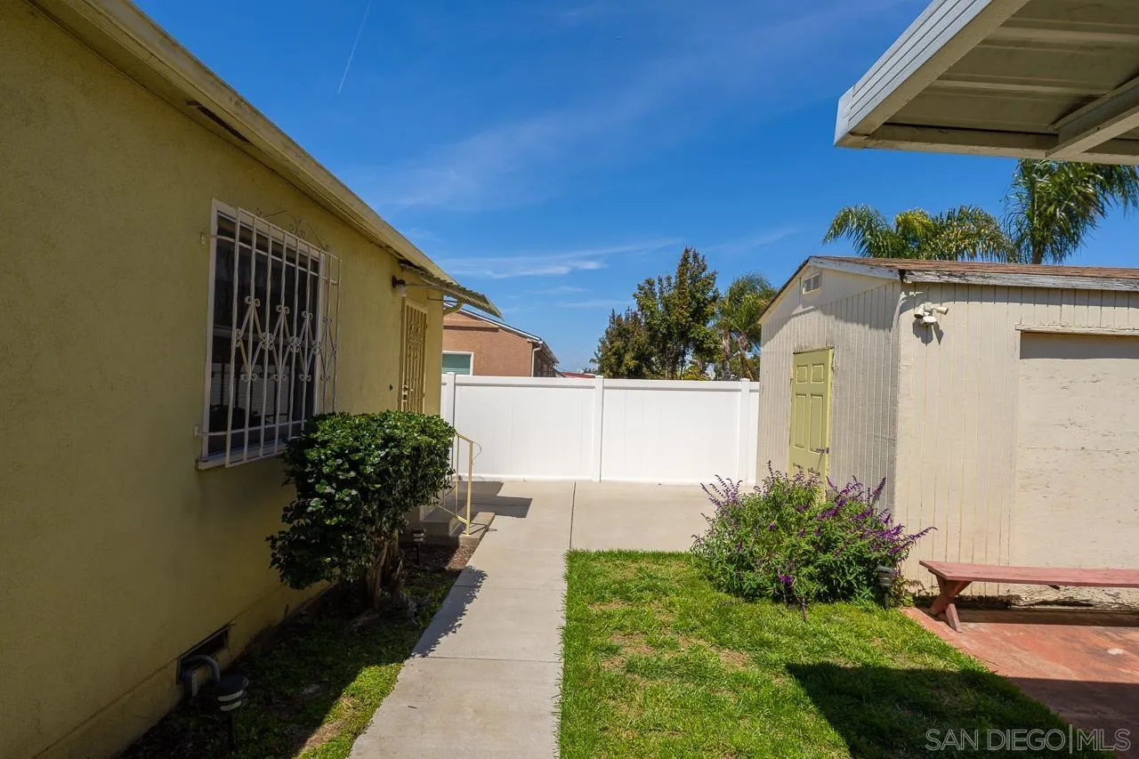 775 Garrett Ave
