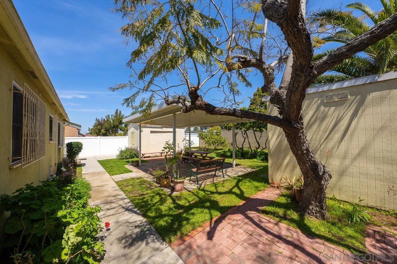 775 Garrett Ave